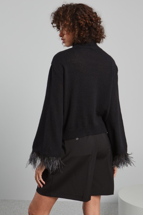 Maglia con piume