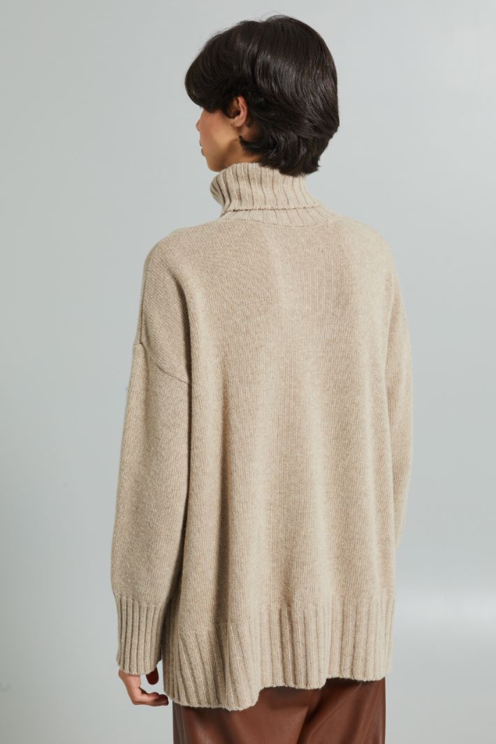 High neck sweater with slits Intrend - 2