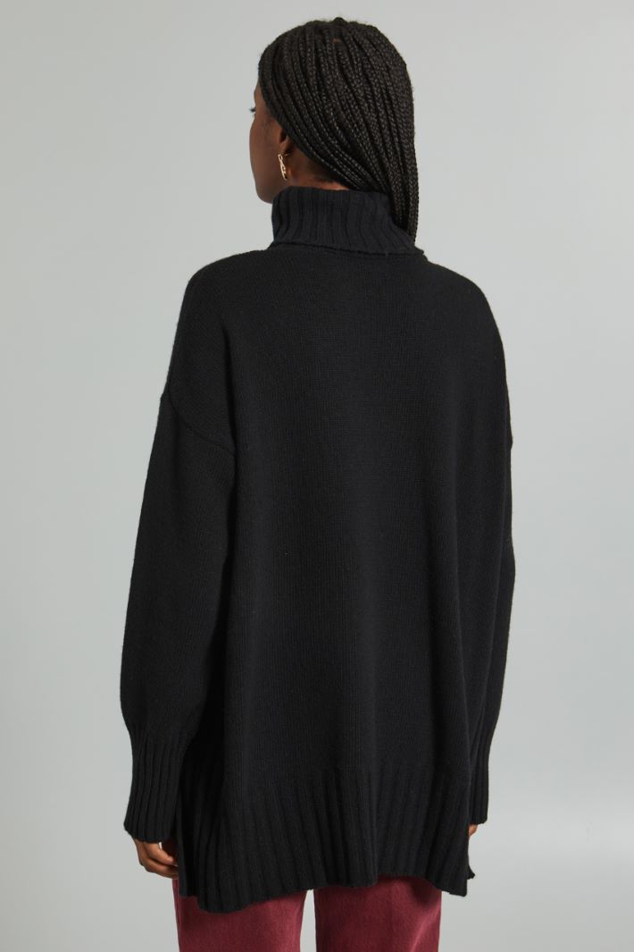 High neck sweater with slits Intrend - 2