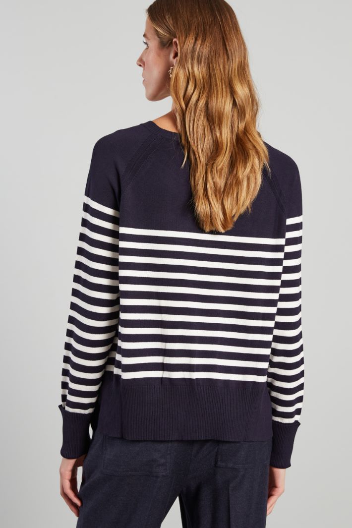 Sweater with turned-up sleeves Intrend - 2