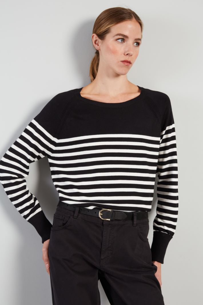 Sweater with turned-up sleeves Intrend - 3