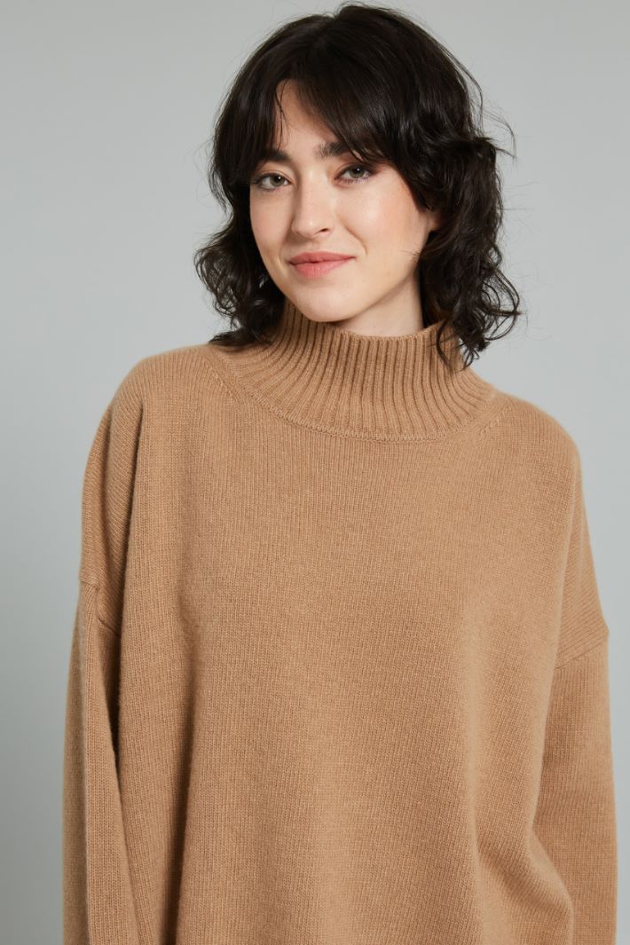 Oversized high neck sweater Intrend - 4