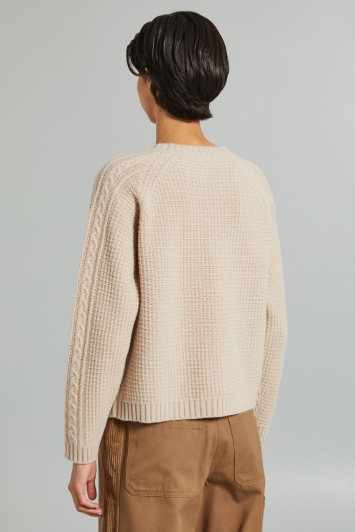 Multi-knit pattern sweater Intrend - 2