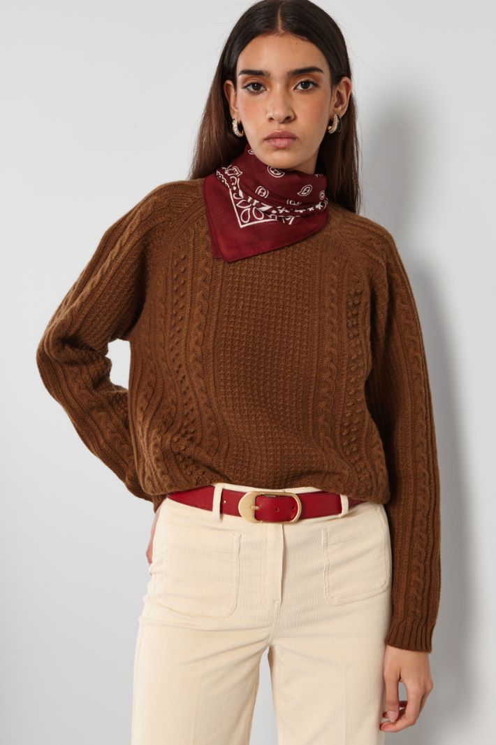 Multi-knit pattern sweater Intrend