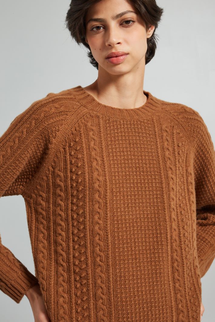 Multi-knit pattern sweater Intrend - 4