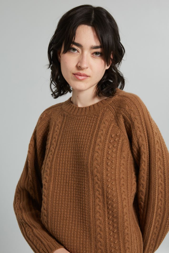 Multi-knit pattern sweater Intrend - 4