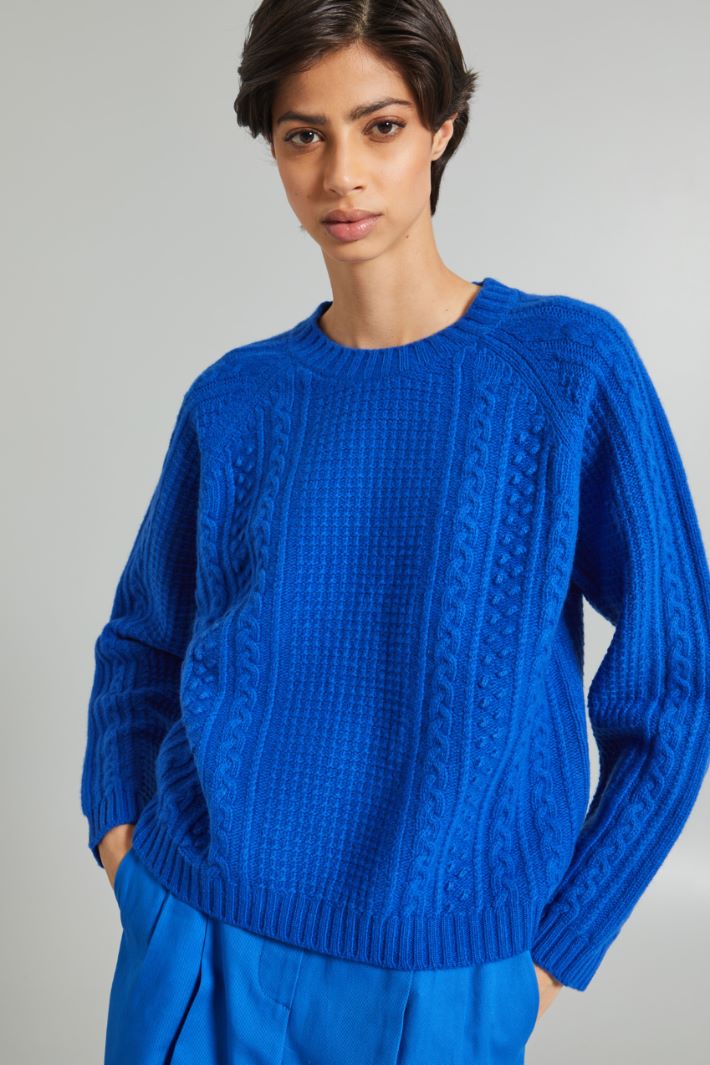 Multi-knit pattern sweater Intrend - 3