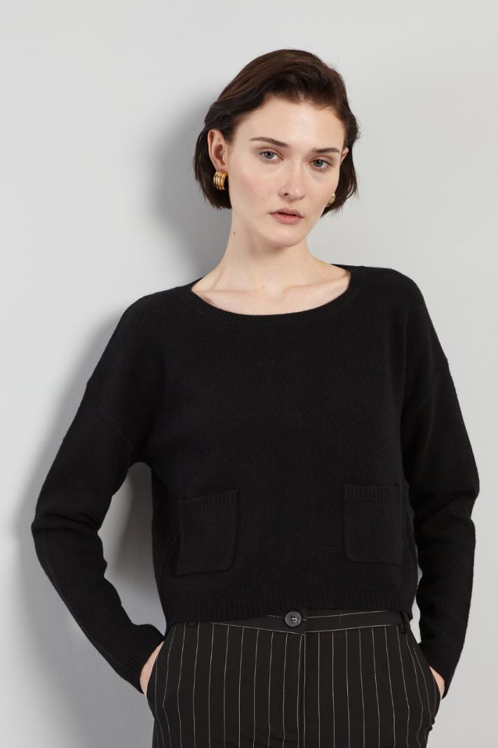 Boxy fit sweater with pockets Intrend - 4