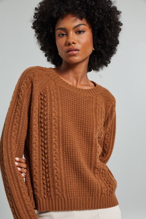 Jersey con diseño en relieve