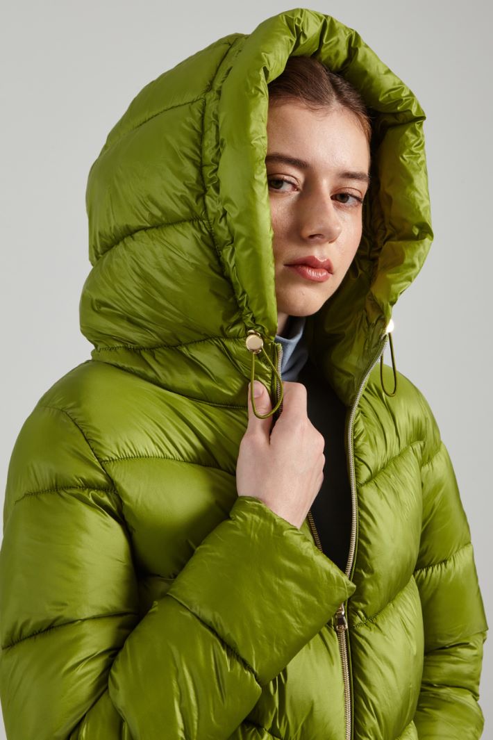 Hooded satin down jacket Intrend - 4