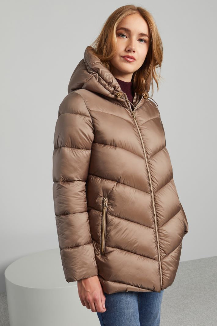 Hooded satin down jacket Intrend - 3