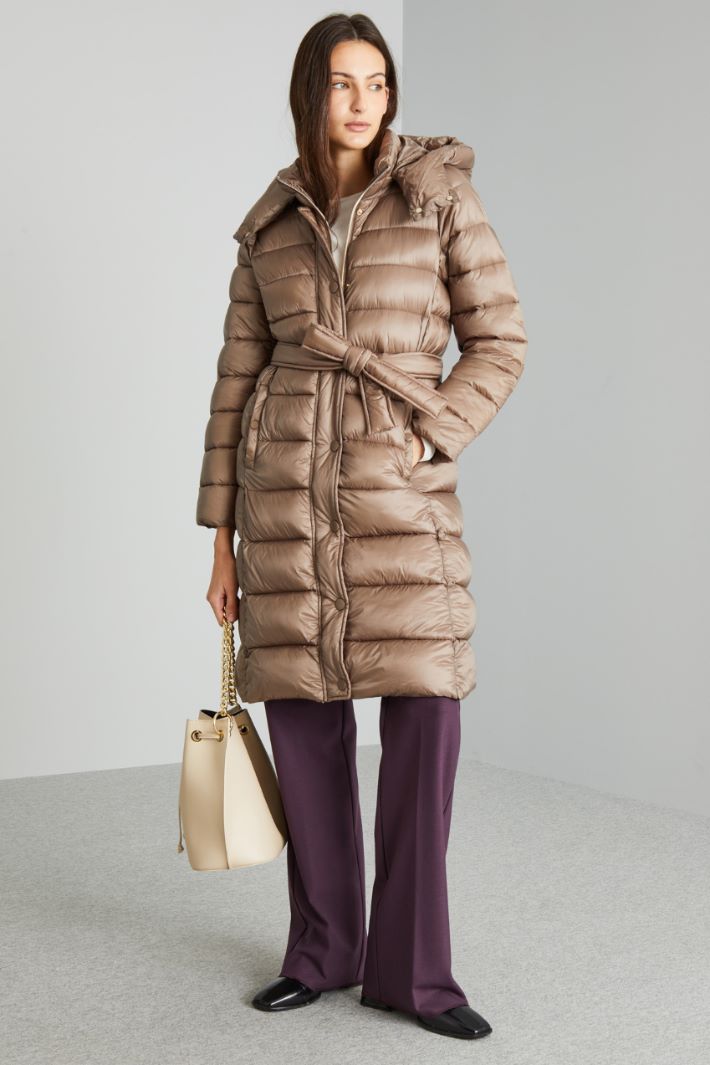 Long padded coat with belt Intrend