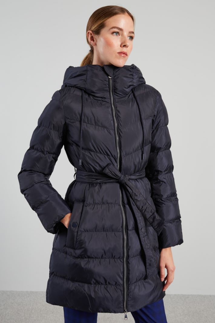 Long tech satin padded coat Intrend - 3