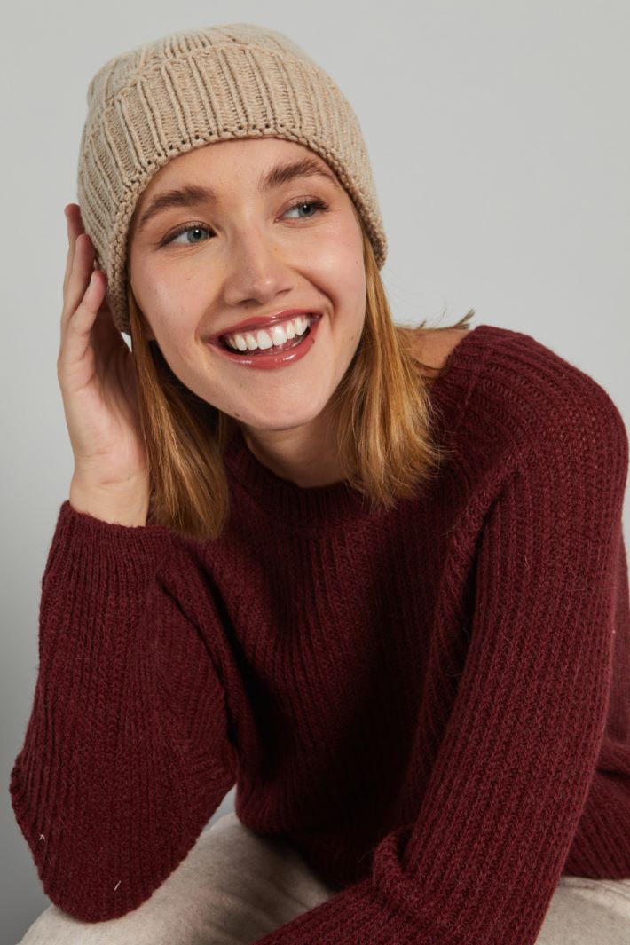 Cable-knit beanie hat Intrend - 2