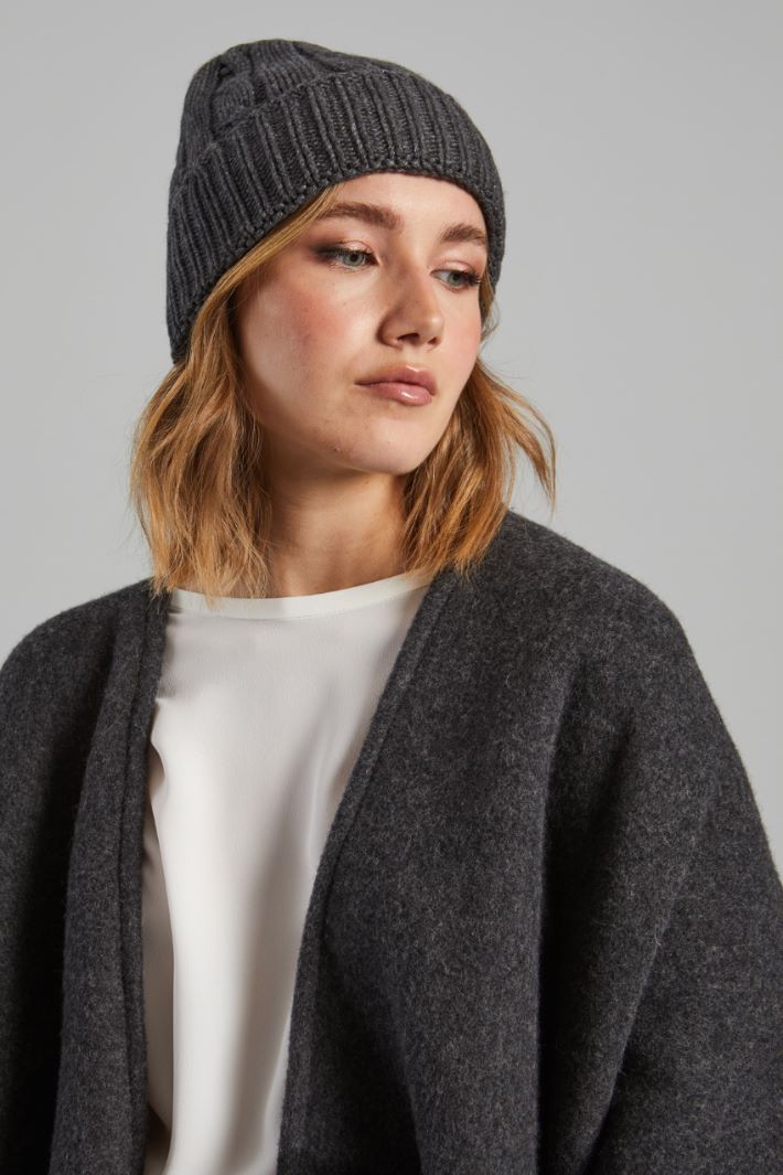 Cable-knit beanie hat Intrend - 2