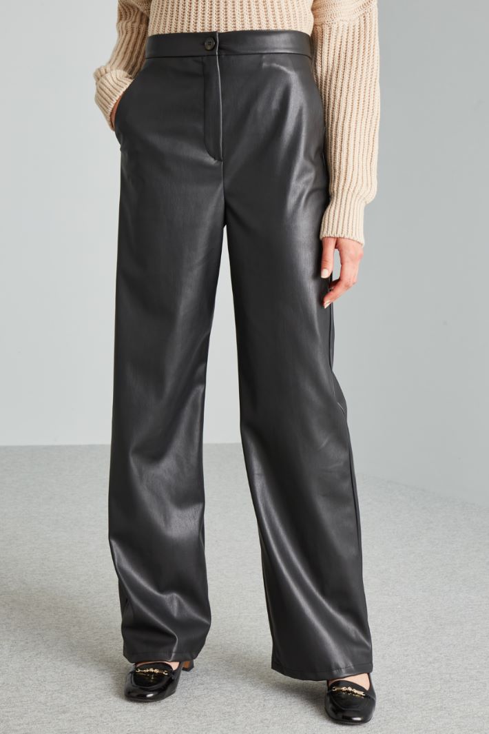 Faux leather trousers Intrend - 3