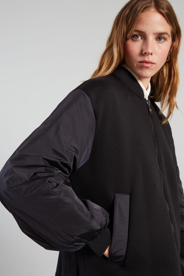 Flared jersey bomber jacket Intrend - 4