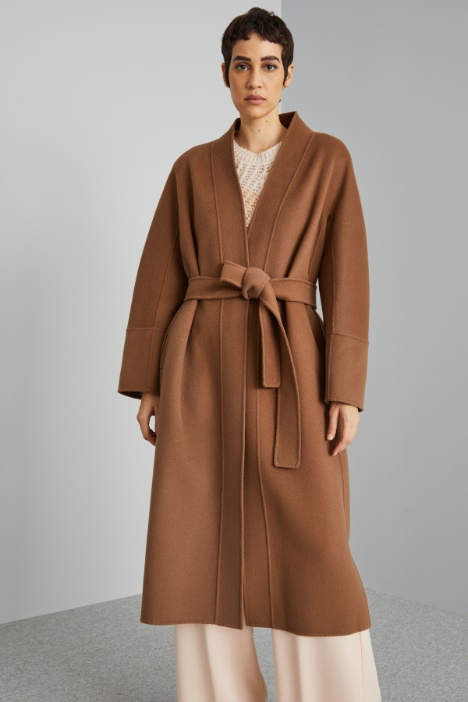 Cappotto in panno con cintura