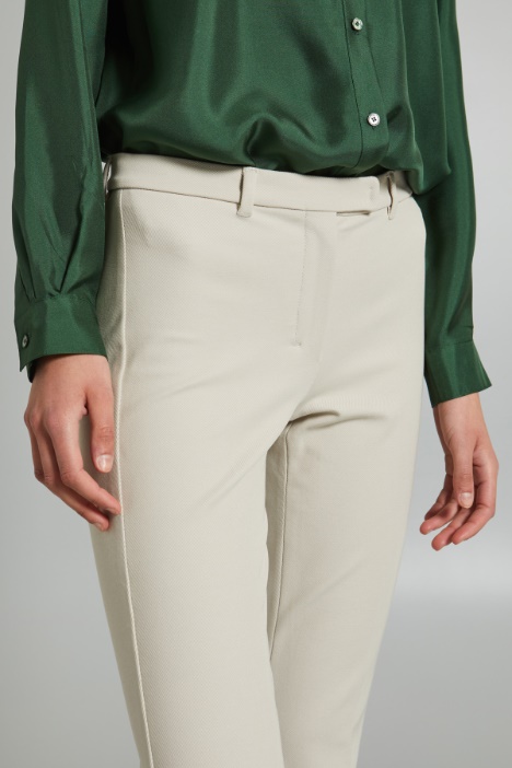 Pantaloni in tricotina stretch