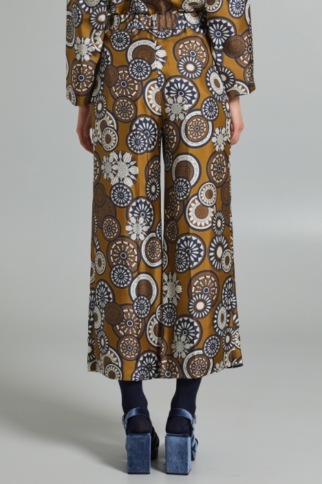 Pantalone fluido in seta stampata