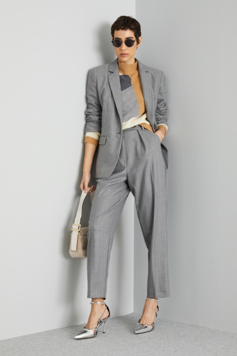 Carrot-fit pinstriped trousers Intrend