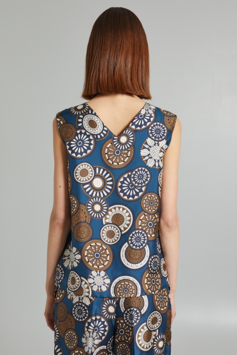 Top reversibile in seta stampata