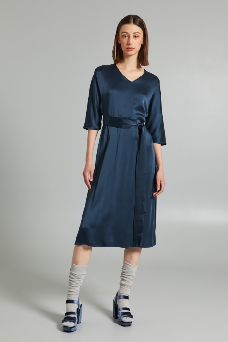 Abito in raso di viscosa