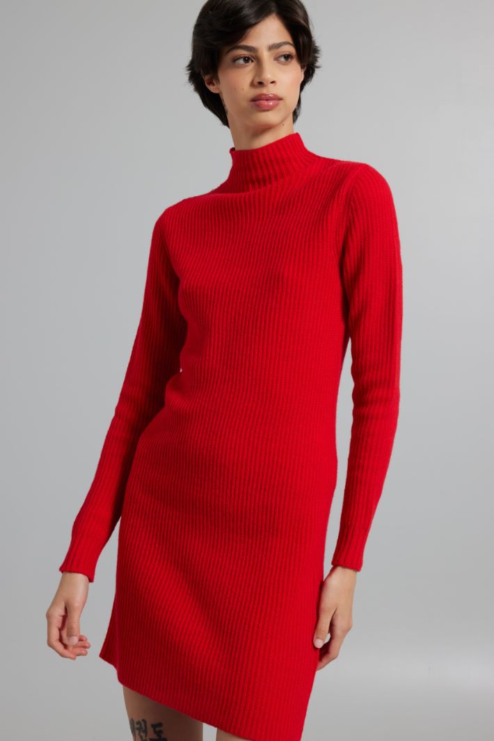 Knit dress with zip Intrend