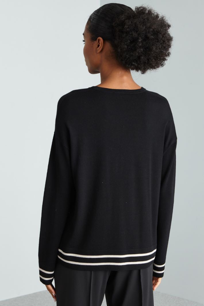 Sweater with contrasting details Intrend - 2