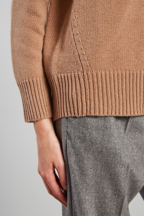 Maglia girocollo in misto lana