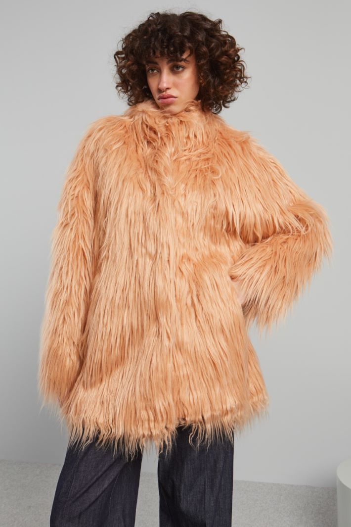 Furry plush coat Intrend - 3