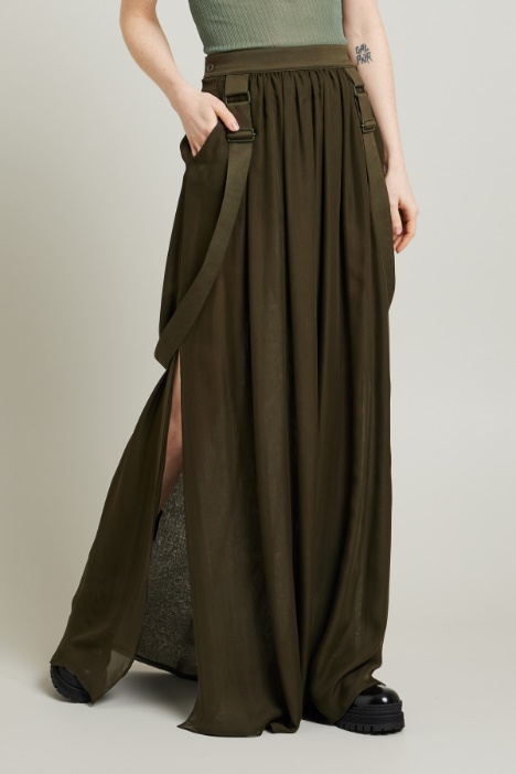 Falda de chifón con tirantes