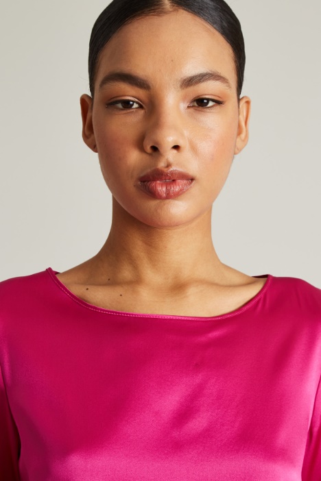 Blusa de satén de seda