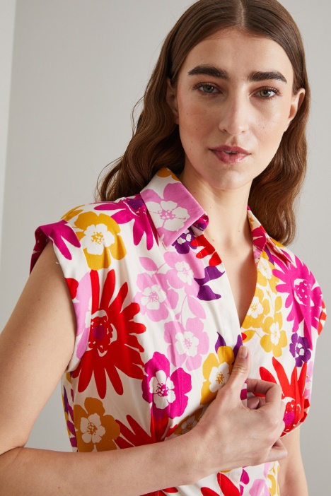 Camicia smanicata in popeline