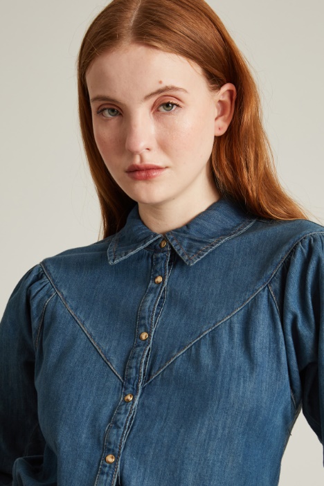 Camicia in denim con carrè