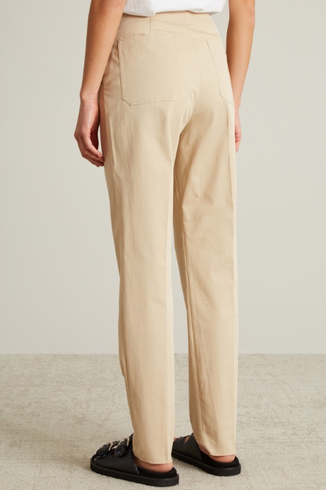 Pantalón de gabardina