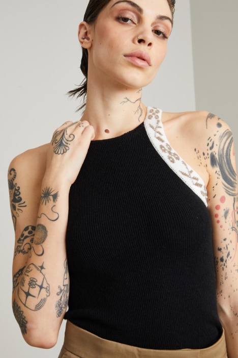 Top con bordi jacquard