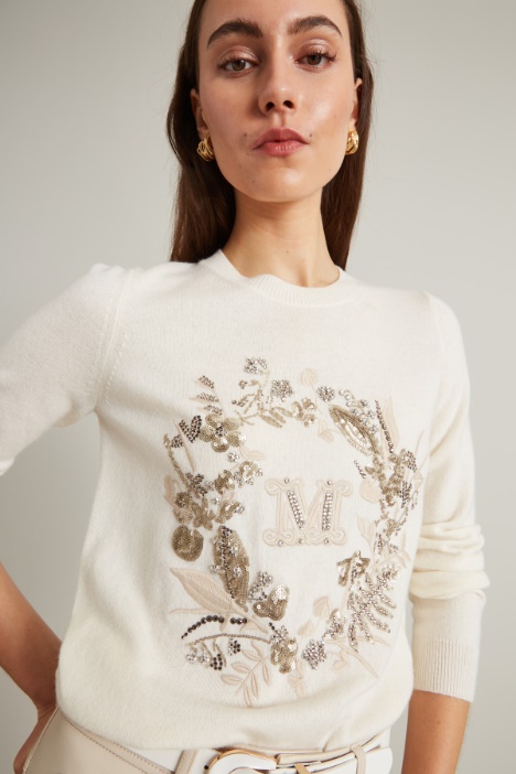 Maglia girocollo con ricamo