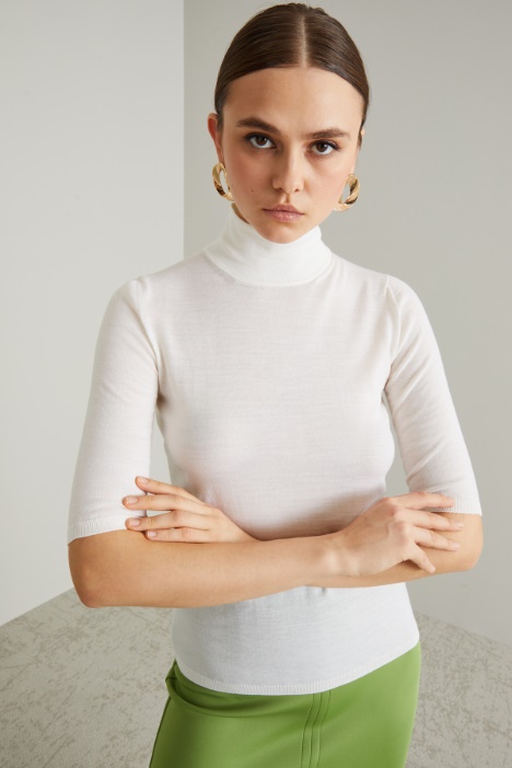 Dolcevita con maniche tre quarti