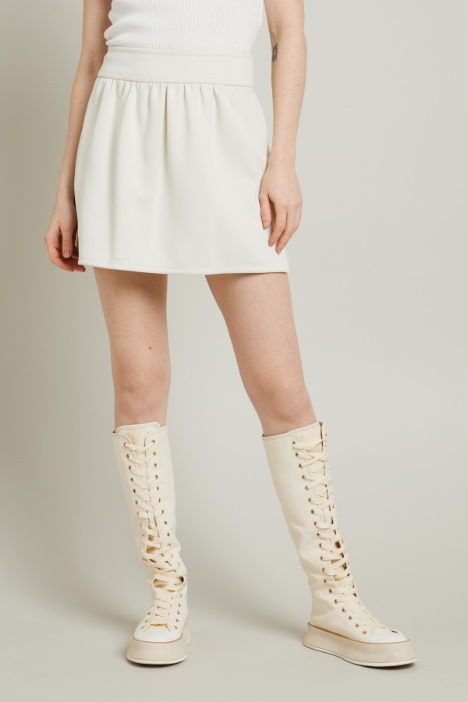 Gonna corta in jersey compatto