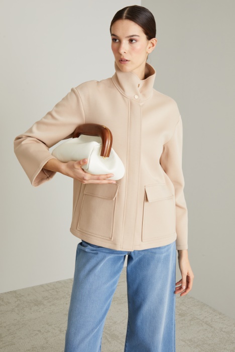 Giacca in jersey con collo alto