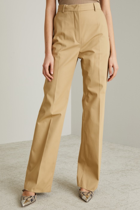 Pantalones recto de gabardina