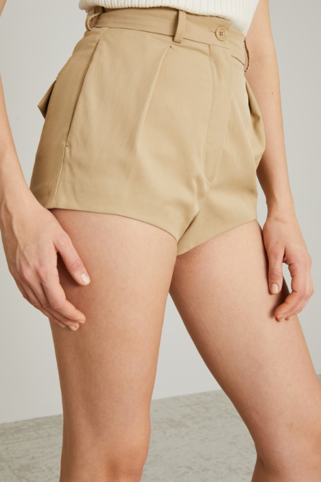 Shorts in twill di viscosa