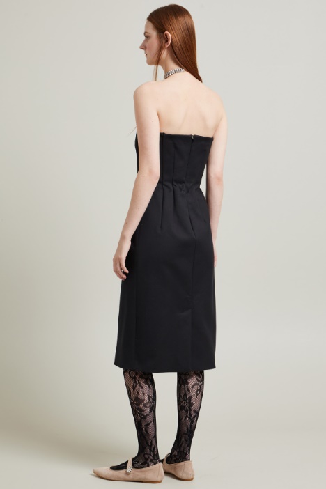 Abito bustier con spacco