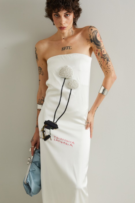 Vestido sirena estampado con bordado