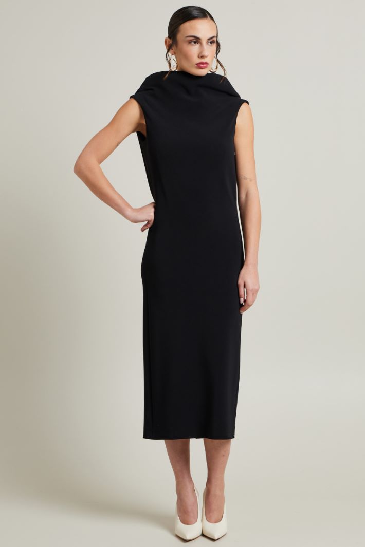 Fitted dress Intrend - 2