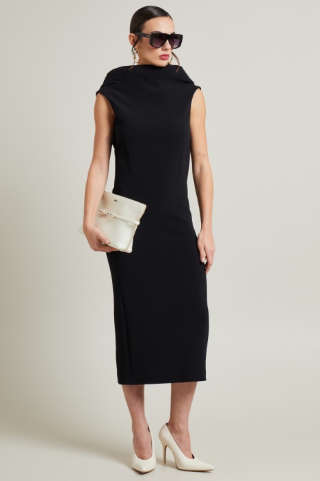 Fitted dress Intrend