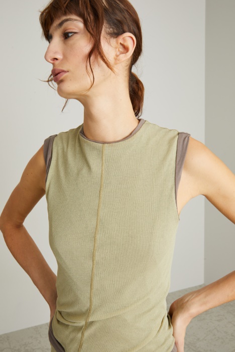 Top smanicato reversibile