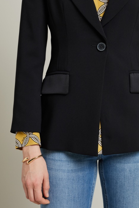 Blazer in crèpe