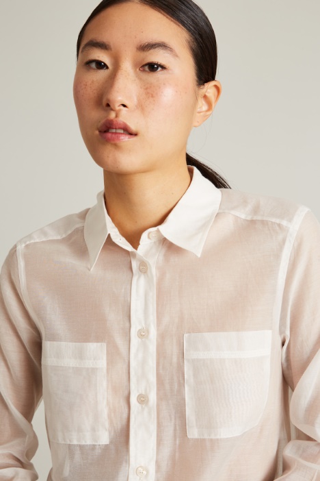 Camicia in voile con taschini